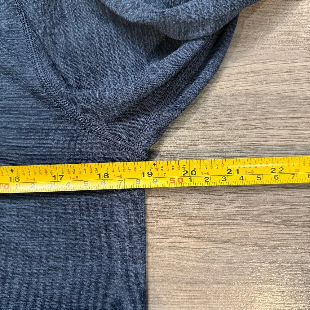 Lululemon Men's Metal Vent Tech 1/2 Zip - Navy - Picture 7 of 8